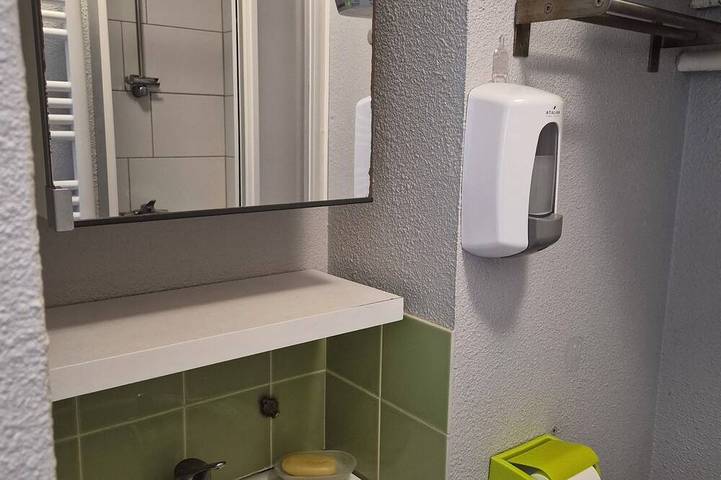 Appartement entier, Studio confort et sérénité en résidence,piscine tennis,parking privé, terrasse. in Sausset-les-Pins, Côte méditerranéenne (France)
