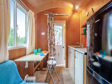 Glamping for 2 People in High Halden, Kent, Photo 1