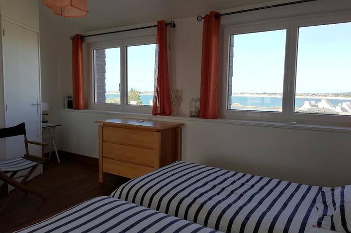 Gîte pour 6 personnes, avec piscine et jardin à Sibiril - 2