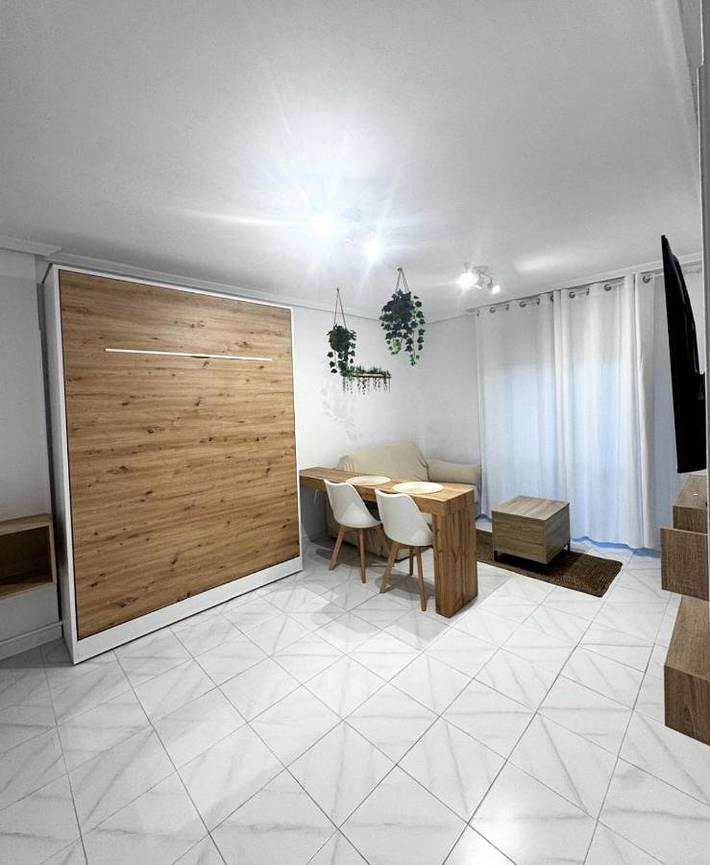 Gîte pour 3 personnes, avec Balcon et Terrasse ainsi que Jardin et Vue à Laredo - 3