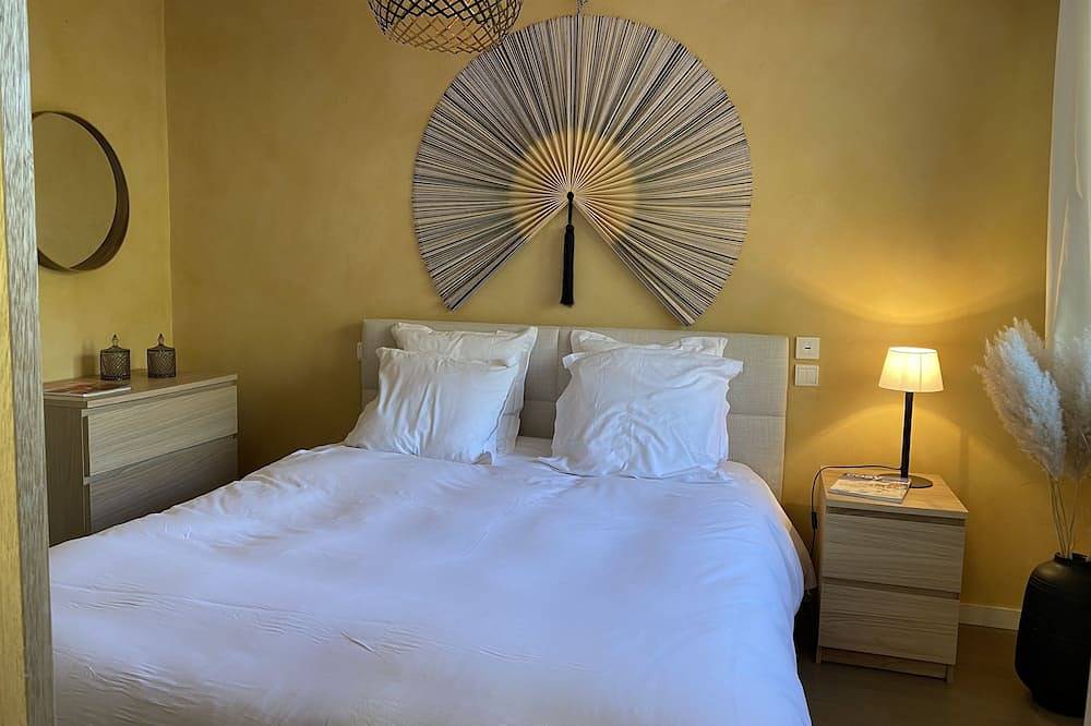 Villa avec piscine chauffée et vue magnifique sur le lac d'Annecy in Veyrier-du-Lac, Région d'Annecy