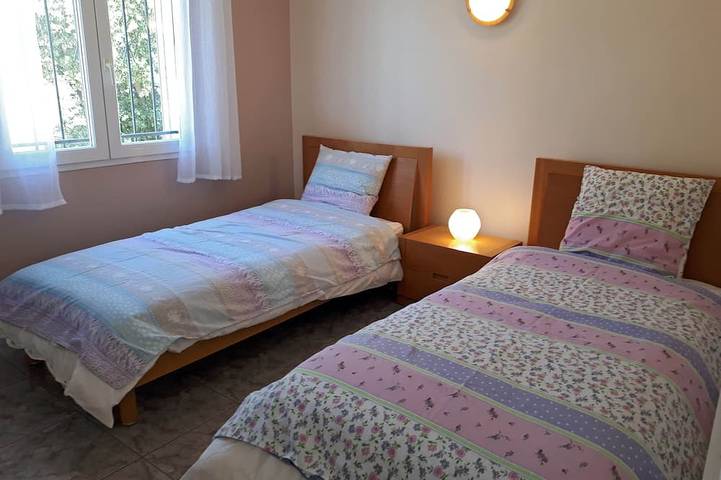 Location de vacances pour 6 personnes, avec jardin et terrasse, animaux acceptés à Cesseras - 4