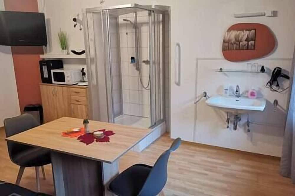 Ganze Wohnung, Gästezimmer 1, Pension Feuster in Daun, Vulkaneifel