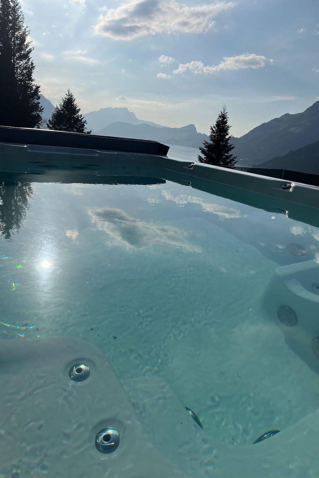 Villa Seelisberg mit Jacuzzi und Panoramablick in Seelisberg, Lago de los Cuatro Cantones