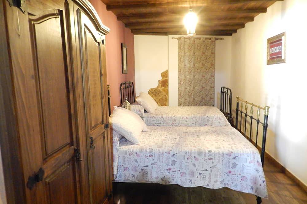 Casa rural con piscina privada y buena comunicación(ofertas especial marzo ) in El Padul, Provincia de Granada