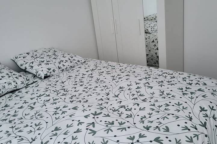 Gîte pour 6 personnes, avec balcon dans La Plaine Saint-Denis - 2