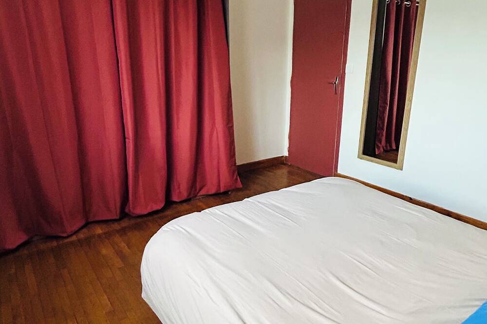 Welcome to Nana's in Barjac, Región de Alès