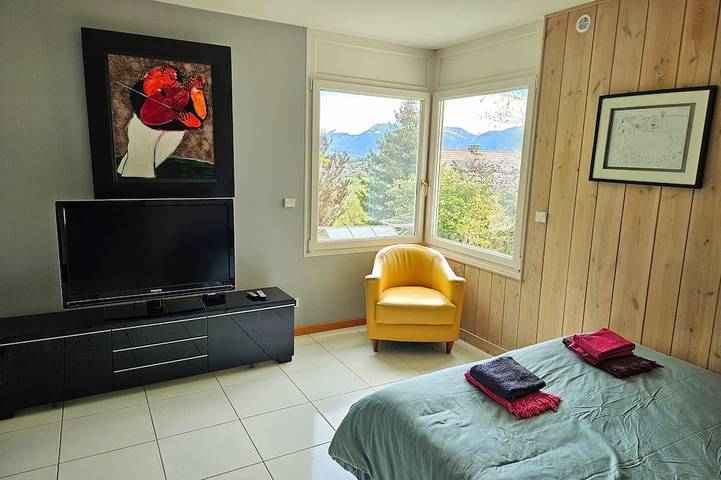 Villa pour 6 personnes, avec terrasse et jardin sur le Lac d'Annecy - 2