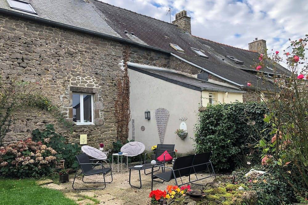 Maison cosy avec Jardin – Idéalement située Côte d’Émeraude in Miniac-Morvan, Région de Saint-Malo