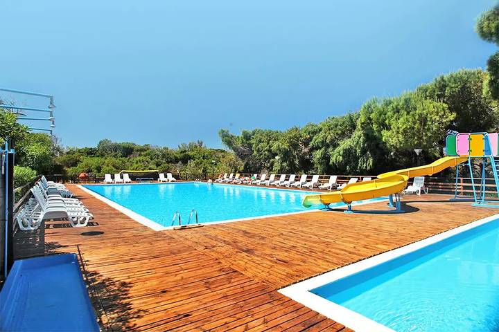 Casa vacanza per 4 persone, con Terrazza a Cuglieri