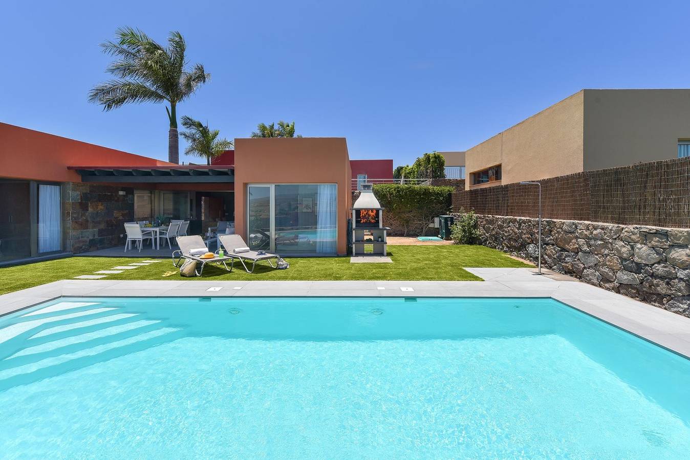 Par 4 Rental 10 Salobre by Villagrancanaria in Salobre, San Bartolomé de Tirajana