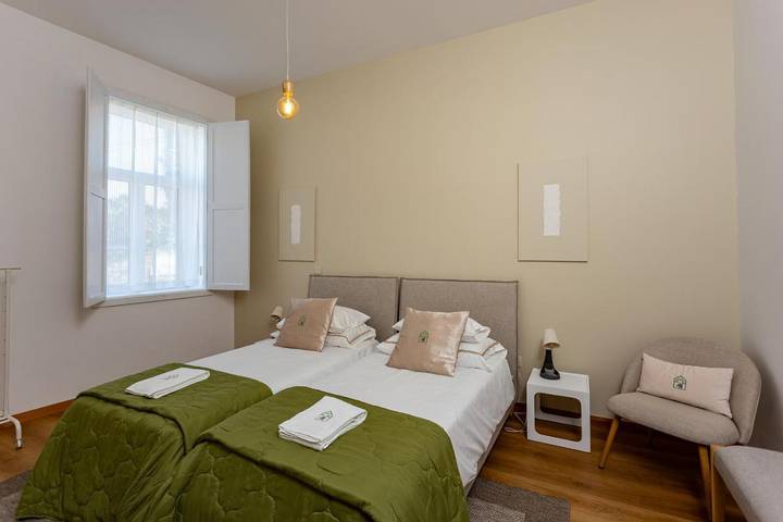 Location de vacances pour 6 personnes, avec jardin dans Angeiras - 3