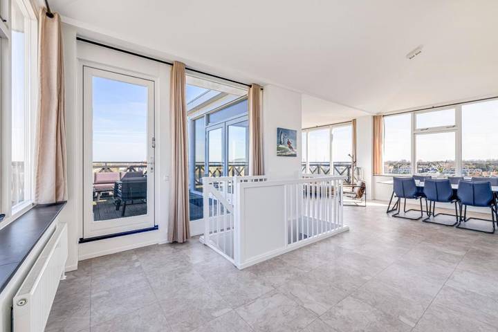 Ferienwohnung für 6 Personen, mit Terrasse und Seeblick sowie Ausblick in Goeree-Overflakkee - 4