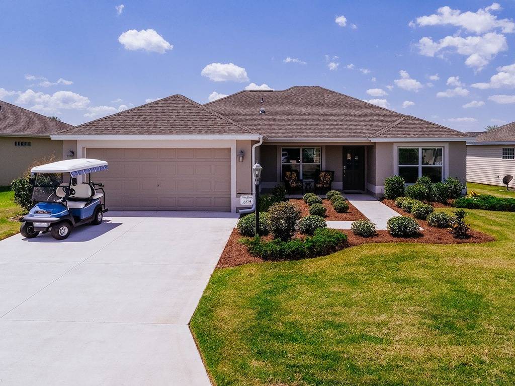 Brandneues Angebot! Eine friedliche Atempause im Herzen von The Villages in The Villages, Sumter County