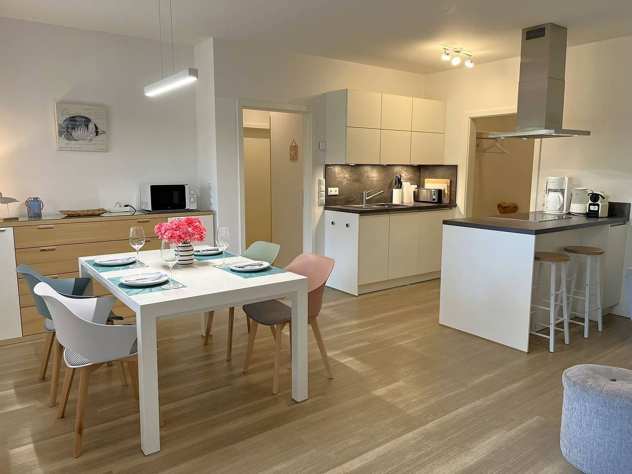 Ganze Wohnung, Die moderne Ferienwohnung "Lütte Warft" heißt ihre Gäste herzlich willkommen in Büsum, Dithmarschen