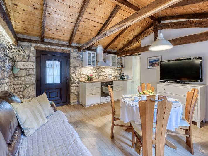 Ferienhaus für 4 Personen, mit Terrasse und Garten sowie Ausblick in Lovran - 3