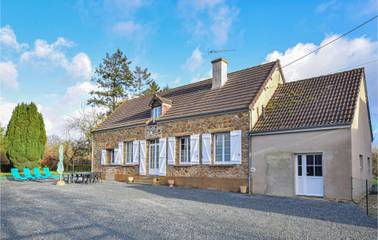 Gîte pour 8 personnes, avec jardin à Lithaire