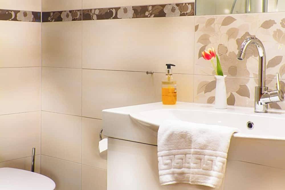 Ganze Wohnung, Ritterliche Ferienwohnung (65 m2) im Ferienschloss in Markt Nordheim, Steigerwald