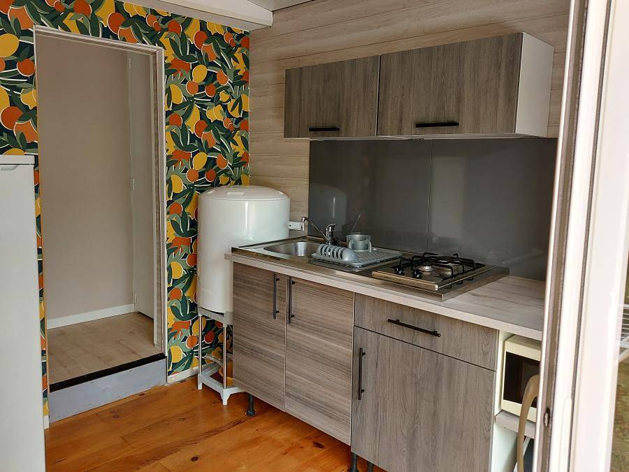 Camping Le Nizour - Chalet 4 personas - Tulipe - 2 habitaciones in Sireuil, Charente