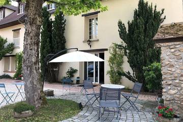 Gîte pour 3 personnes, avec jardin à Janvry