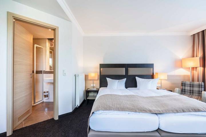 Hotel für 2 Personen, mit Terrasse und Whirlpool sowie Sauna in Kloster Lehnin - 2