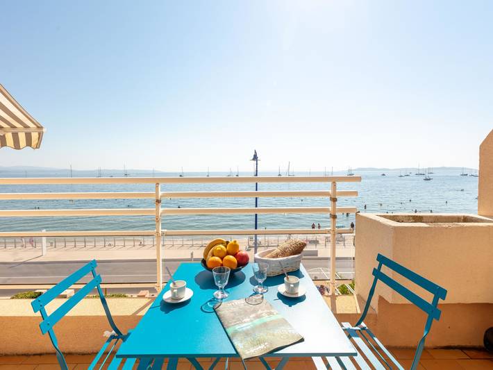 Appartamento per 2 persone, con Balcone e Terrazza a Hyeres
