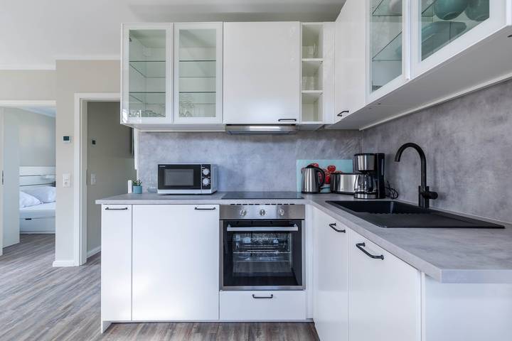 Bungalow für 4 Personen, mit Terrasse und Garten in Boltenhagen - 2