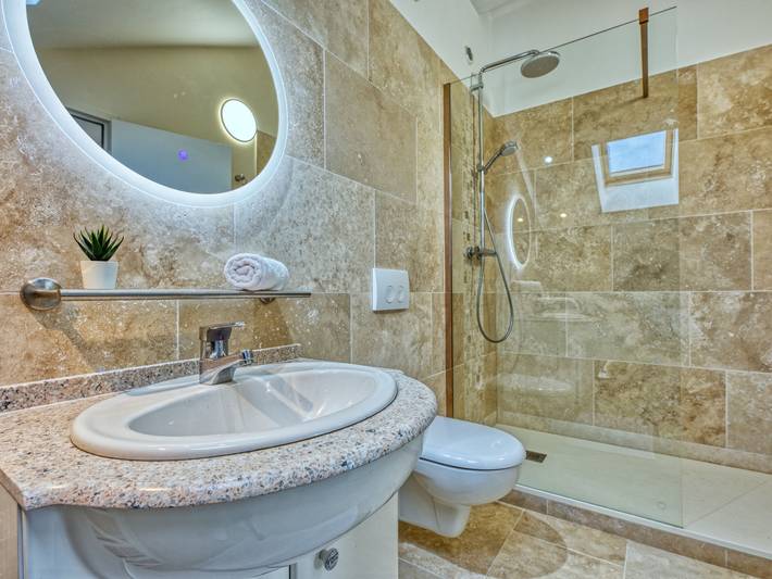 Location de vacances pour 6 personnes, avec jardin et terrasse dans Golf de la Méjanne - 3