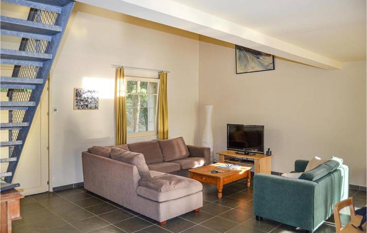 Location de vacances pour 10 personnes, avec piscine à Saint-Rémy (Dordogne) - 3