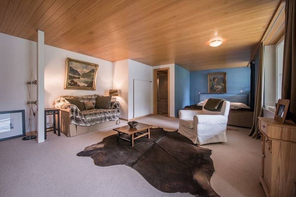 Chalet Luftschloss, Standing Chalet Stunning libero con sorprendente vista sulle montagne in Schwendi b. Grindelwald, Grindelwald