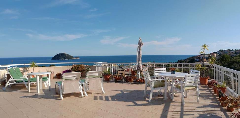 Location de vacances pour 2 personnes, avec vue et balcon à Albenga - 2