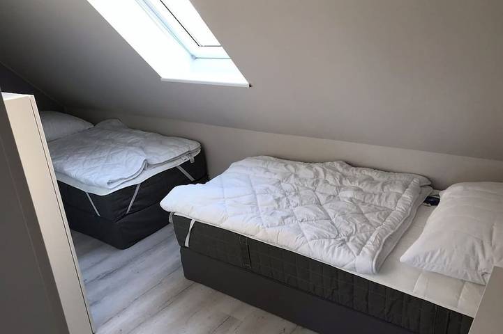 3 bedrooms, 2 bathrooms, 50m from the dike, 6 persons, 2 terraces, up to 2 dogs😊 in Nordstrand (Municipality), Nordstrand