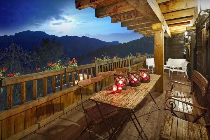 Chalet pour 7 personnes, avec sauna ainsi que jacuzzi et jardin, adapté aux familles à Manigod - 3