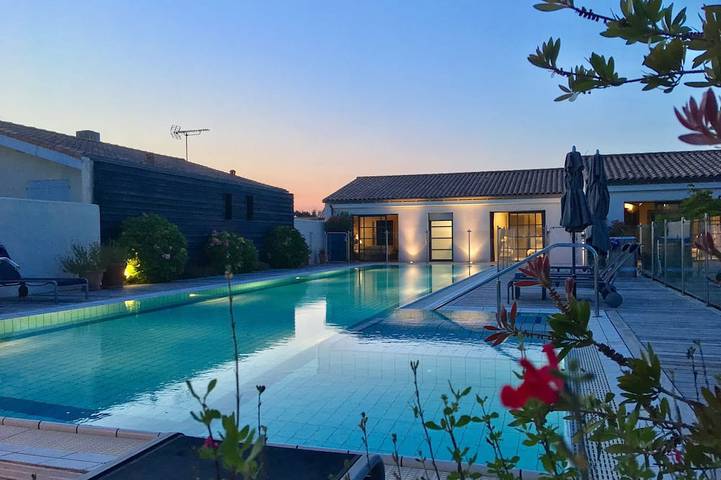 Maison de vacances pour 15 personnes, avec jardin et jacuzzi à Sainte-Marie-de-Ré