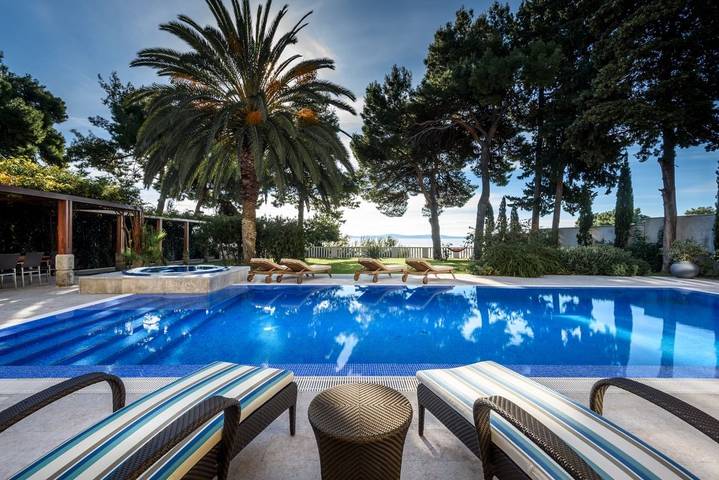 Ferienhaus für 10 Personen, mit Garten und Sauna sowie Pool in Split - 4
