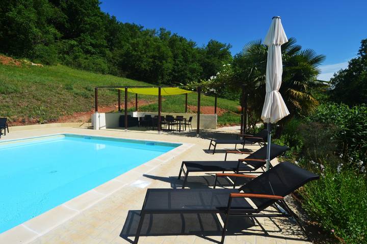 Gîte pour 2 personnes, avec Piscine à Souillac - 3