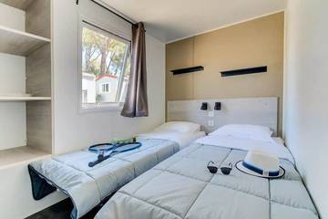 Camping für 4 Personen in Vendays-Montalivet, Côte d’Argent, Bild 2