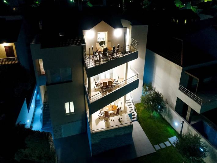 Ferienhaus für 8 Personen, mit Balkon in Nin - 4