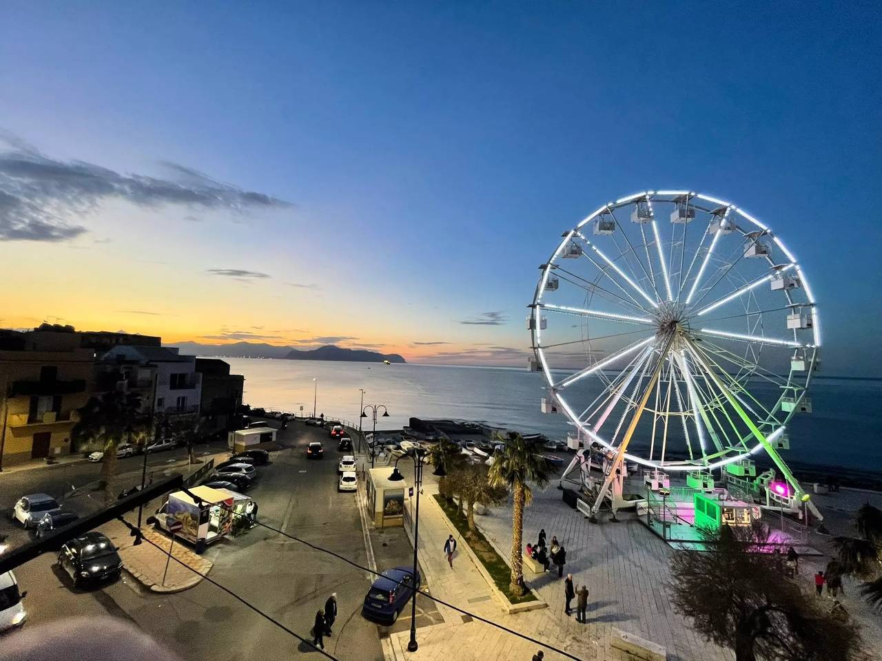 Apartamento entero, 4 estancias 5 Personas in Aspra, Sicilia