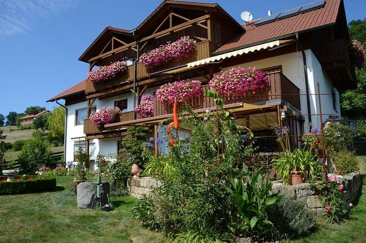 Pension für 2 Personen, mit Balkon und Balkon/Terrasse sowie Terrasse und Garten in Kelheim - 2