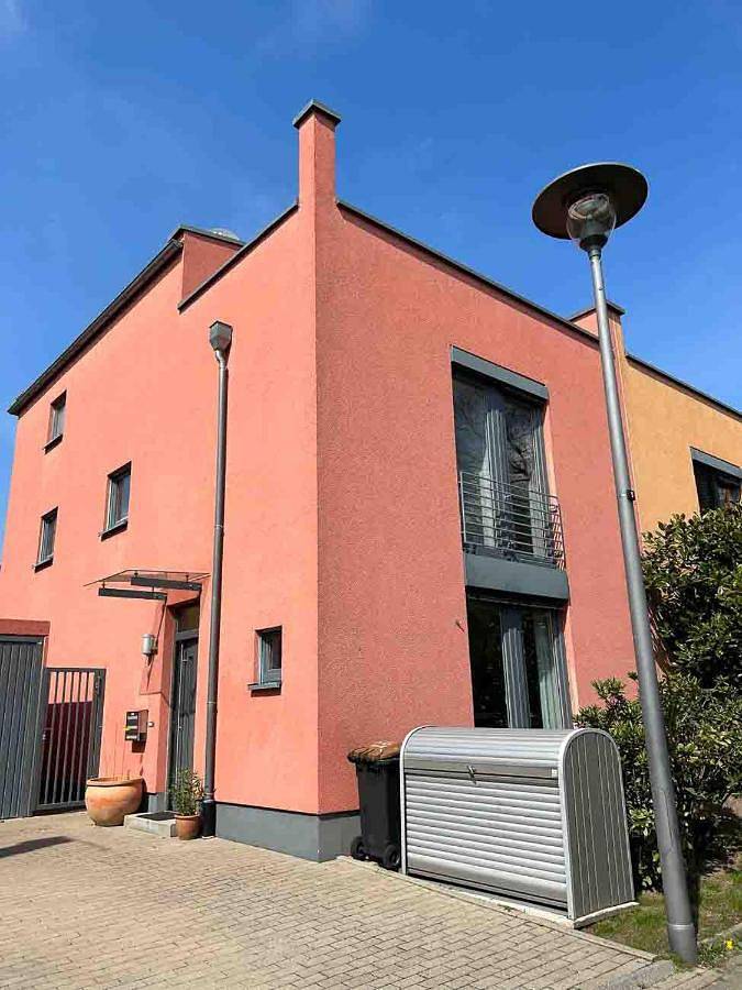 Ferienwohnung für 10 Personen, mit Ausblick und Garten in Köln