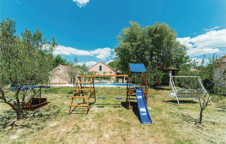 Ferienhaus für 6 Personen, mit Garten und Terrasse, mit Haustier in Kroatien - 4