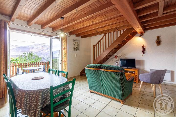 Gîte pour 4 personnes, avec jardin à Saint-Pastous - 3