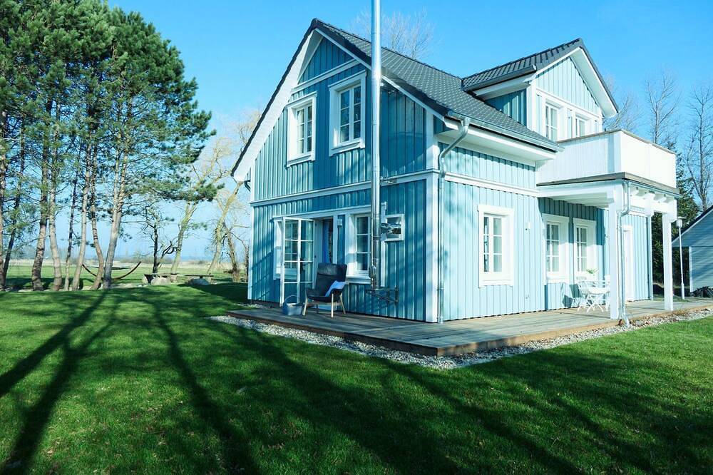 Haus Schwedentraum - Gemütliches Haus mit Kamin, Sauna, Garten und Terrasse - Haus Schwedentraum in Wiek, Ruegen
