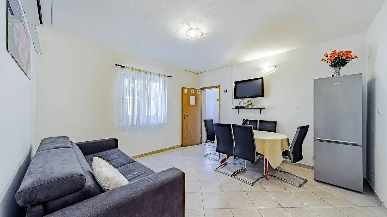 Ganze Ferienwohnung, Ferienwohnung für 5 Personen (42 m²) in Ubli in Dubrovnik-Neretva
