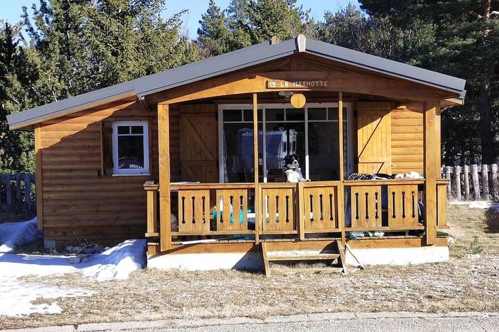 Gîte pour 4 personnes, avec Piscine dans Station du Mont Serein