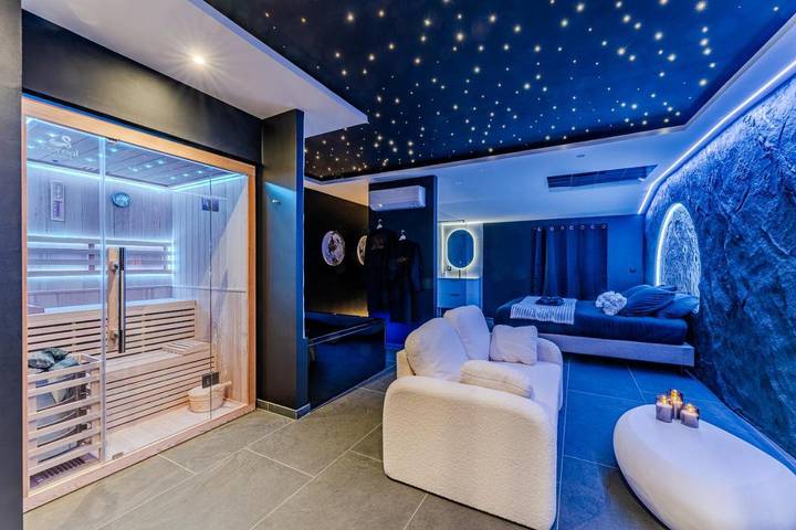 Hôtel pour 2 personnes, avec Jacuzzi ainsi que Terrasse et Sauna