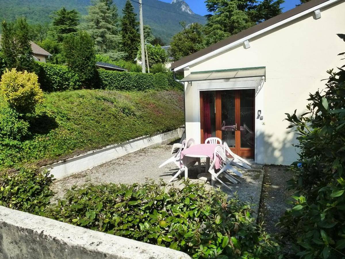 Appartement entier, Apartment - Ground Floor in Le Bourget-du-Lac, Région de Chambéry