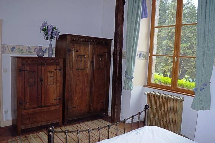 Location de vacances pour 20 personnes, avec terrasse ainsi que jacuzzi et jardin, animaux acceptés à La Forêt-Auvray - 4