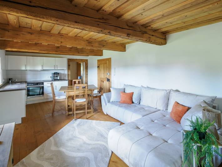 Entire apartment, Apartment 2 with Large Balcony and Wi-Fi in Haarbach, Eastern Bavaria